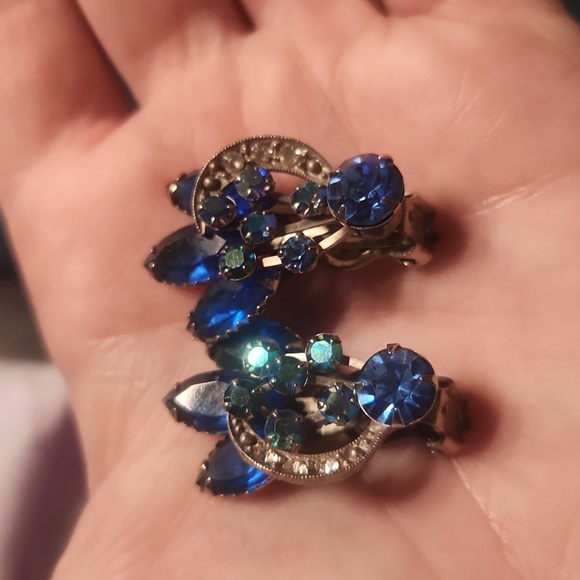 Mainly vintage clip earings - Picture 13 of 16